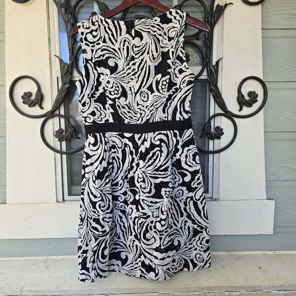 Tabitha Anthropologie Chic Lace Floral Sheath Lightweight Women's Dress - 8